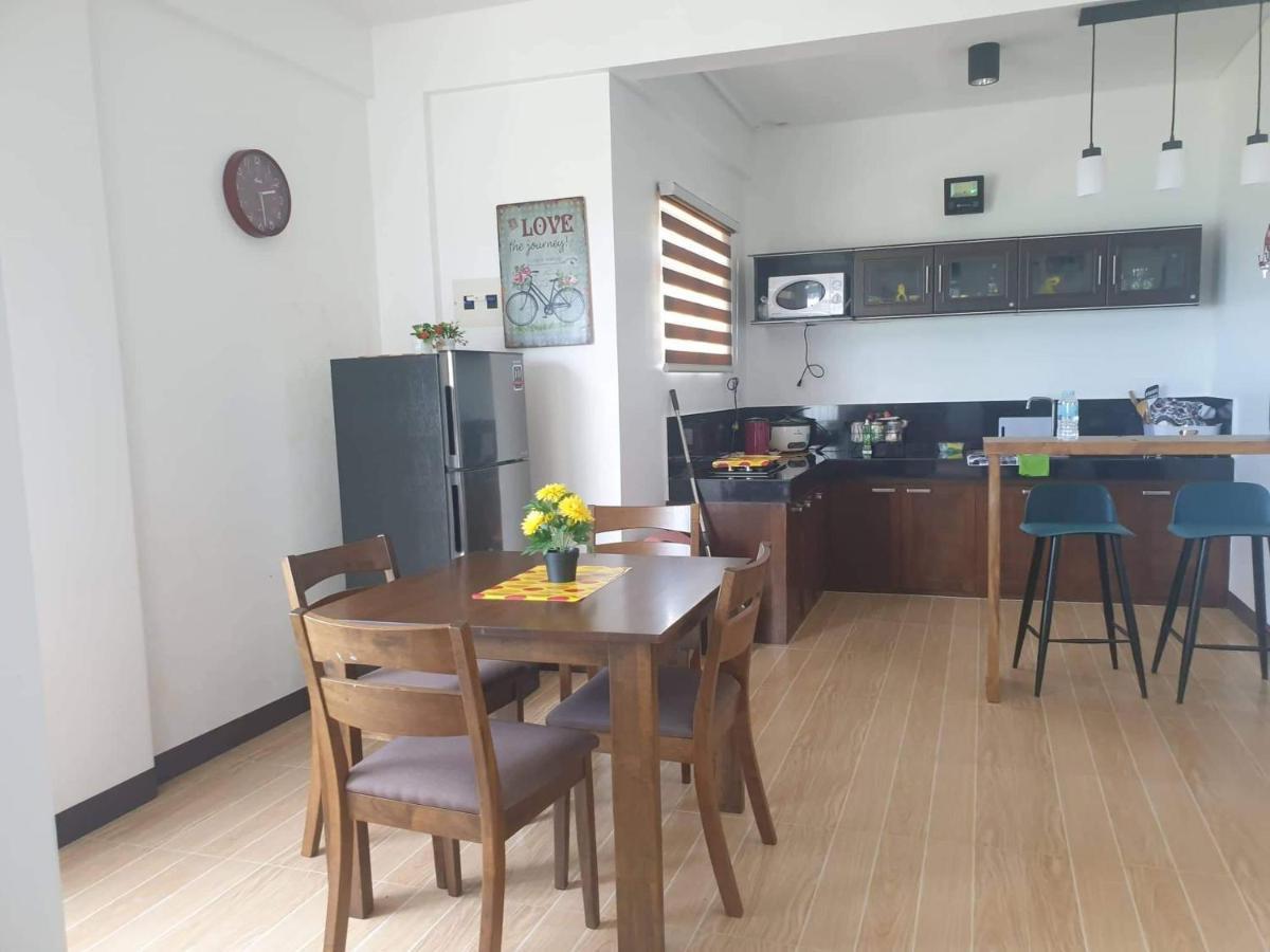 Palhi Resort Caticlan Buitenkant foto